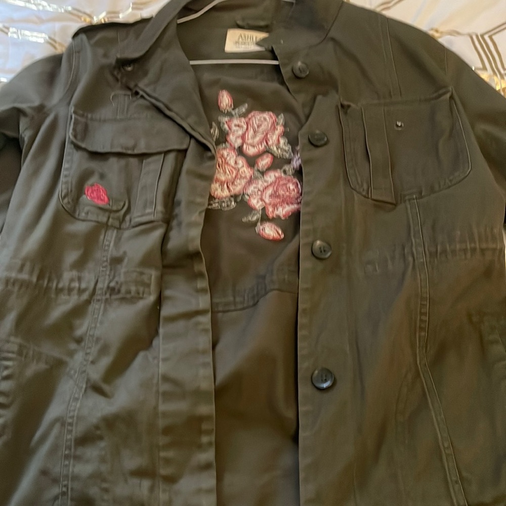 Green denim jacket with floral embroidery